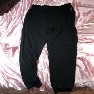 VICTORIA SECRET BLACK JOGGER
